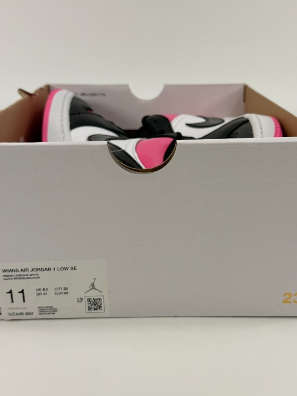 Air Jordan 1 Low Women's SE 'Pinksicle' IV2446-684 size 11 - Picture 8 of 8